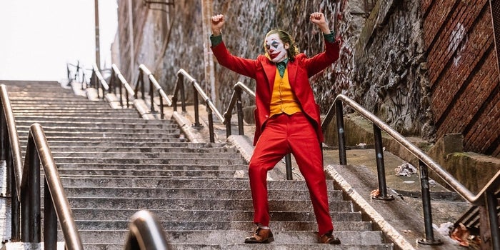 Los fanáticos, tras el nuevo tráiler de Joker, afirman que Joaquin Phoenix ya merece un Oscar.