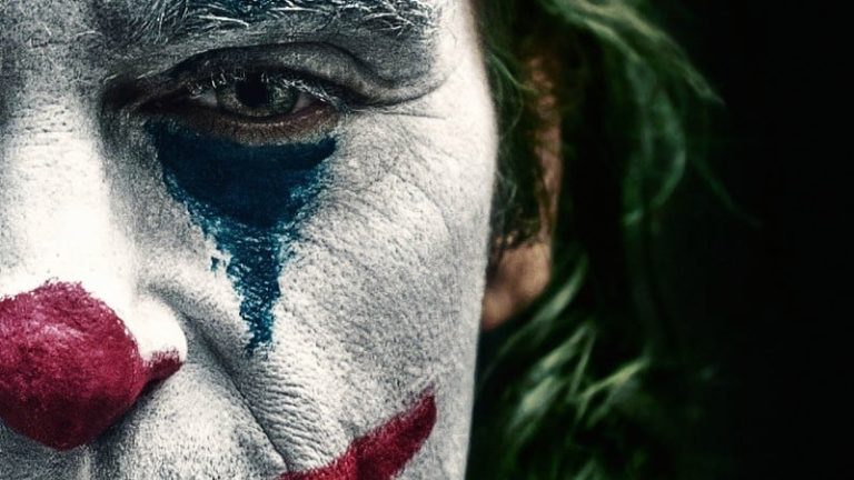 El tráiler de Joker nos provoca con una nueva historia de origen de Batman.