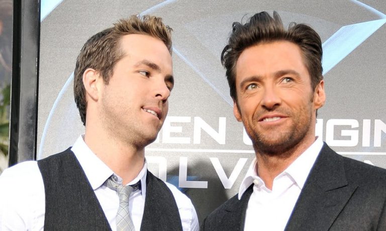 Hugh Jackman "accidentalmente" publicó un video en el que habla con su esposa sobre Ryan Reynolds.