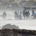 Imágenes de Marvel 'Los Eternos' desde el set revelan a Angelina Jolie como Thena en un traje de superheroína y otros personajes.