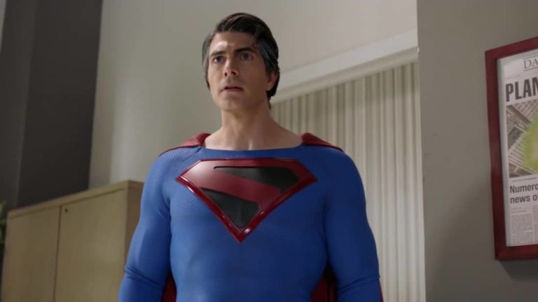 Los fanáticos de DC desean una serie derivada de 'Superman: Kingdom Come