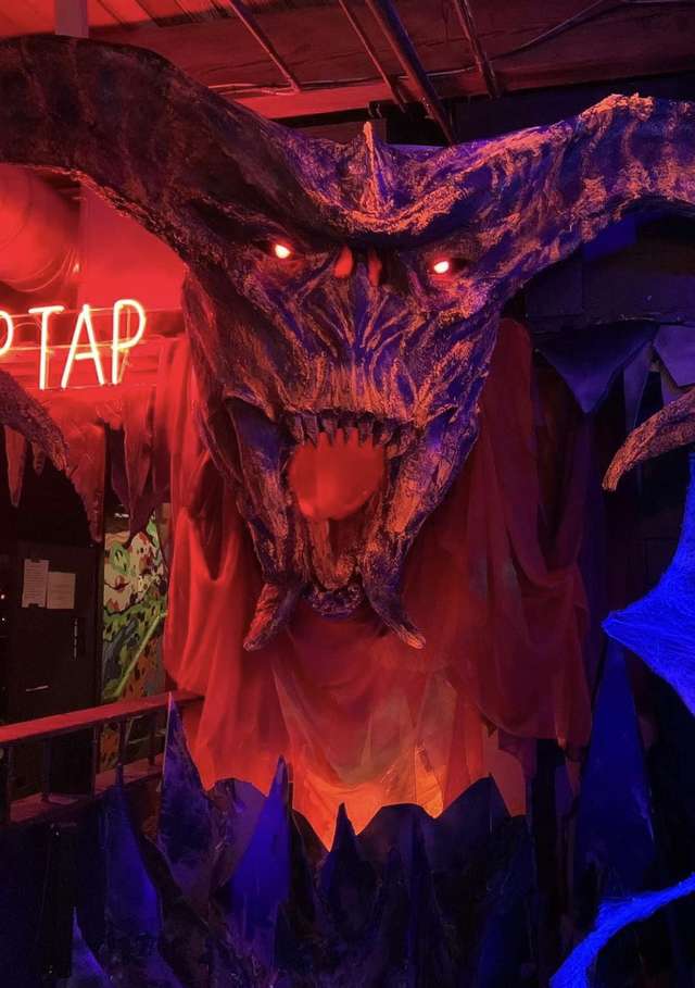 Este bar de 'El Señor de los Anillos' te lleva directamente a la Tierra Media