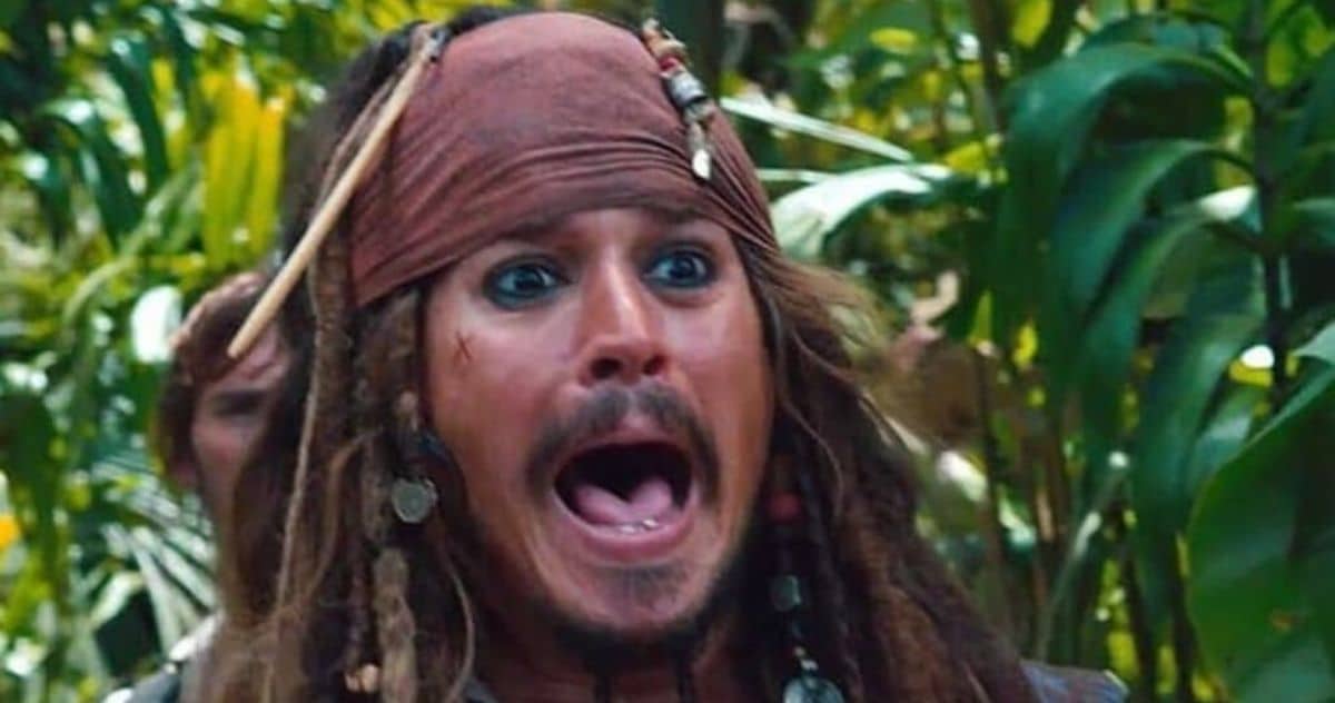 Han aparecido imágenes de supuestas heces de Amber Heard en la cama de Johnny Depp.