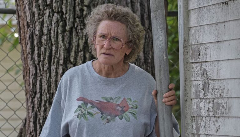 Glenn Close es la tercera actriz en la historia que ha sido nominada al Oscar y a la Frambuesa de Oro por el mismo papel.