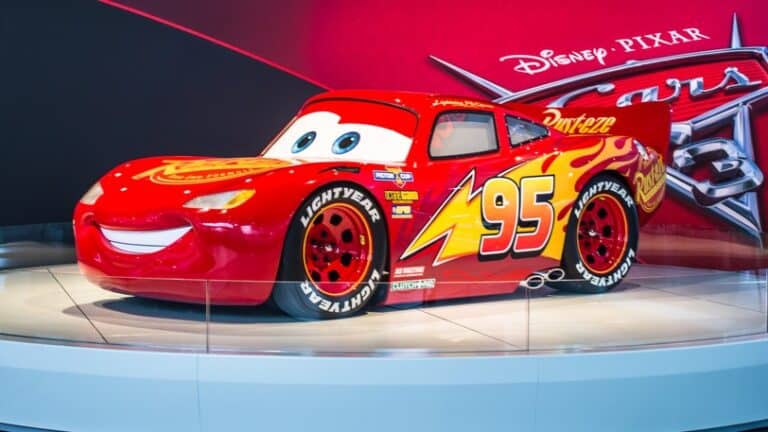 Películas de dibujos animados sobre coches: 9 títulos que a los niños les encantan.